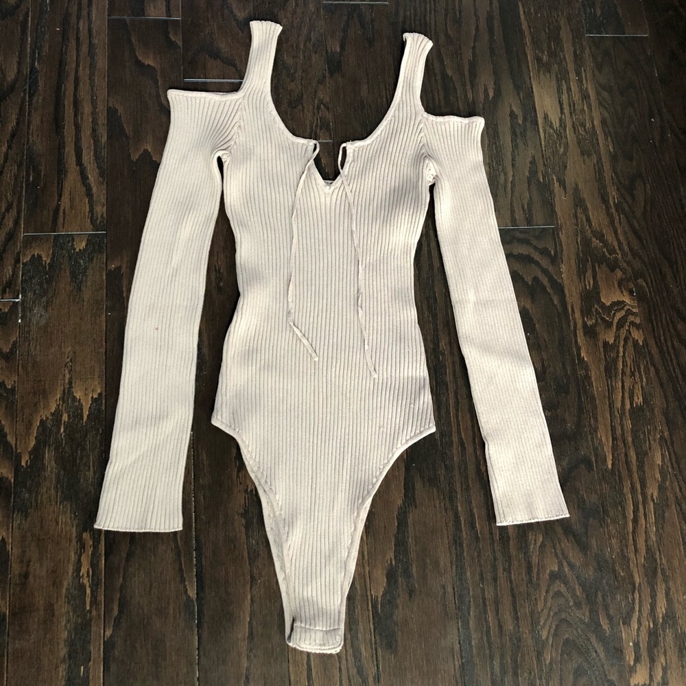 PacSun Ribbed Cold Shoulder Bodysuit